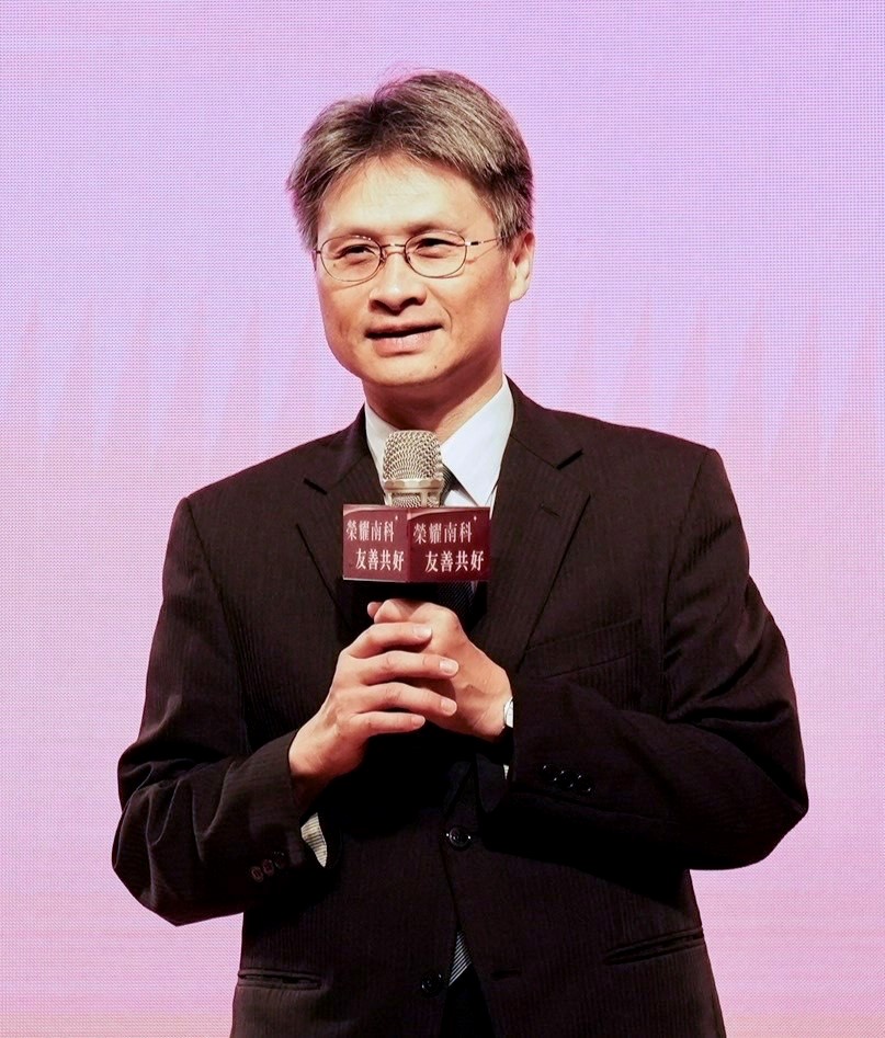 蘇振綱   代董事長